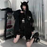 Sudadera con capucha gótica de cuerno de diablo negro diablo kawaii