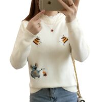Sweter z haftem w kształcie małej pszczółki Koreańskie kawaii