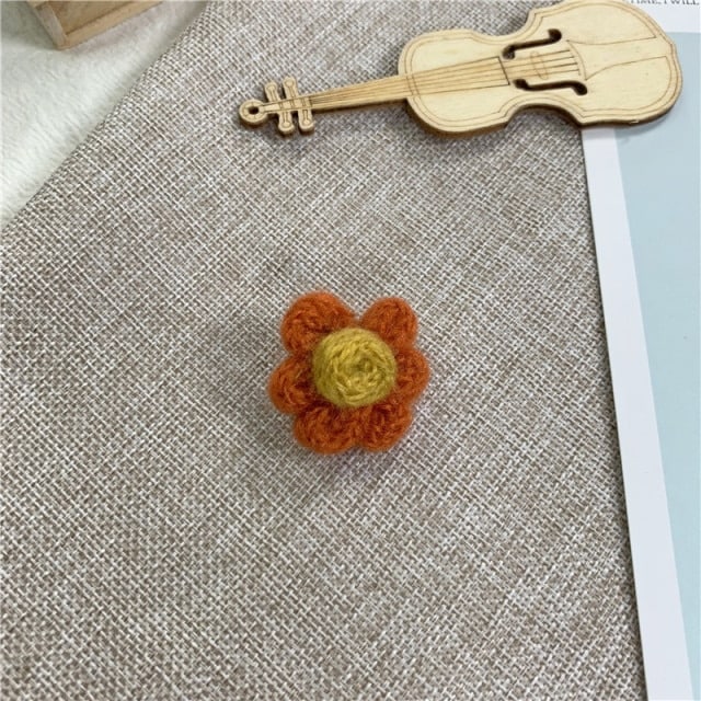 Kawaii Small Flower Brooch