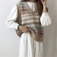 Koreański sweter w stylu vintage z dekoltem w szpic Koreańskie kawaii