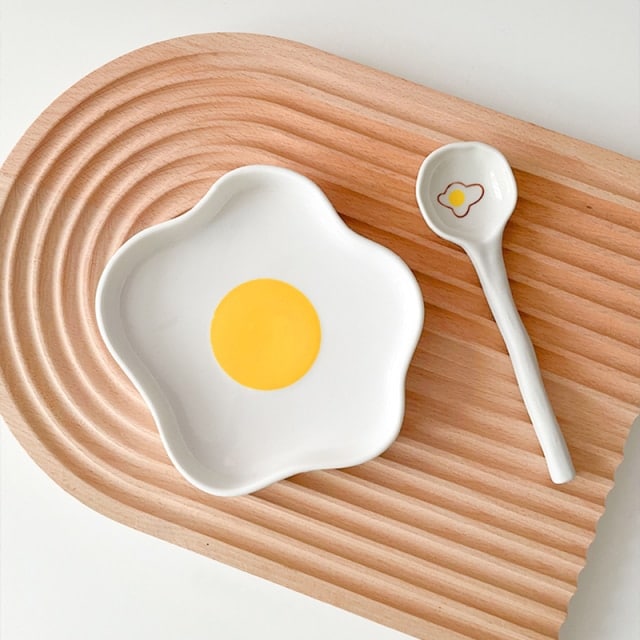 Kawaii Irregular Ceramics Egg Plate