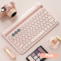 لوحة المفاتيح الوردي