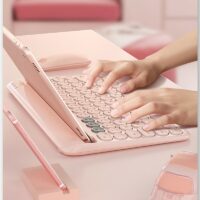 かわいいパステルカラーのワイヤレスキーボードiPadかわいい