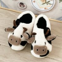 Pantoufles moelleuses en vache laiteuse Kawaii chien kawaii