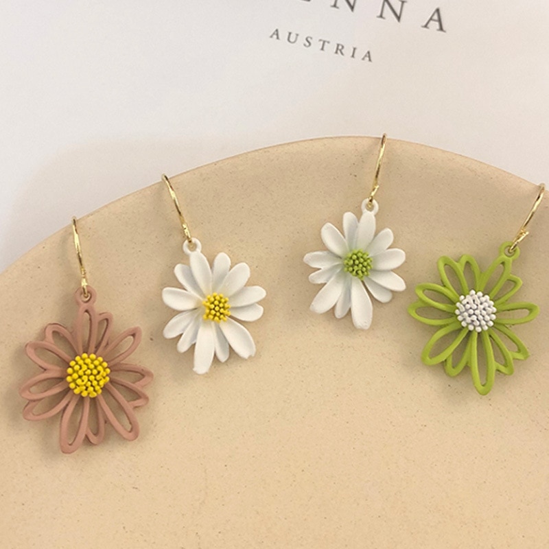 Mismatched Daisy Inspired Earrings