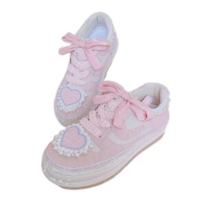 Sneaker mit runder Zehenpartie und Love-Herz-Stickerei Schleife kawaii