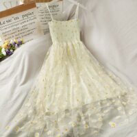 Платье Daisy без рукавов с сетчатым слоем Цветочный каваи