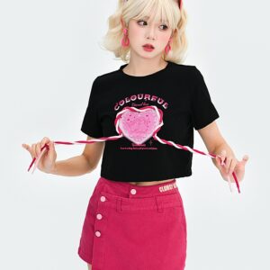 Camiseta negra con estampado de corazón rosa dulce y picante kawaii negro